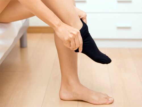 schone sokken bij de behandeling van schimmel op de huid van de voeten